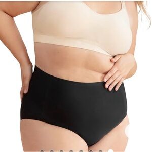 Truekind® Seamless Stretch Brief | Mid-Waist | Size 0–14 | NWT | Ultra Soft 🌫️✨